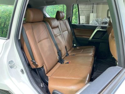 TOYOTA LAND CRUISER PRADO - 10