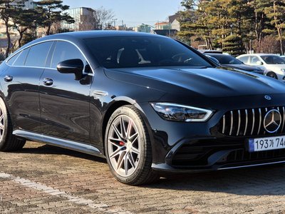 MERCEDES-BENZ GT AMG - 1