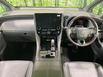 TOYOTA ALPHARD - 2