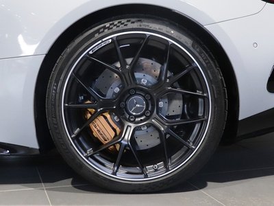 2025 Mercedes-BENZ GT AMG photo 6