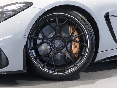 2025 Mercedes-BENZ GT AMG photo 2