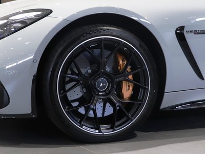 2025 Mercedes-BENZ GT AMG photo 3