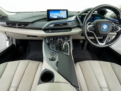 BMW I8 - 6