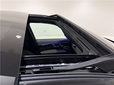 MERCEDES-BENZ EQS - 10