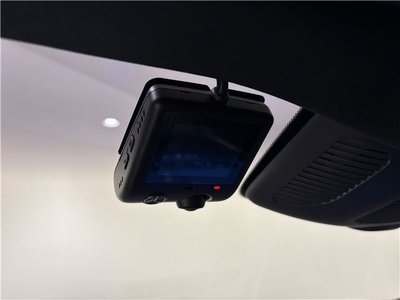 MERCEDES-BENZ EQS - 8