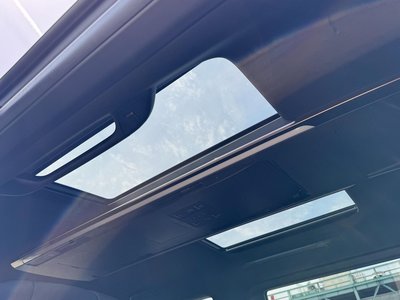 TOYOTA ALPHARD - 4