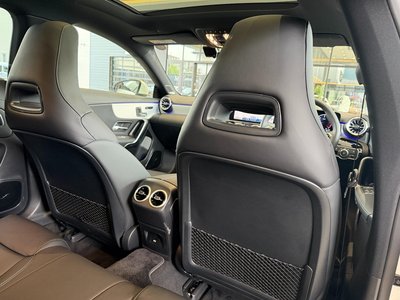 MERCEDES-BENZ CLA - 6
