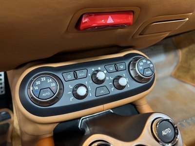 صورة مصغرة 14 لـ 2010 Ferrari CALIFORNIA
