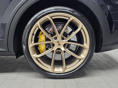 PORSCHE CAYENNE - 8