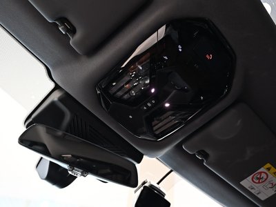2025 BMW 5 SERIES 缩略图 20