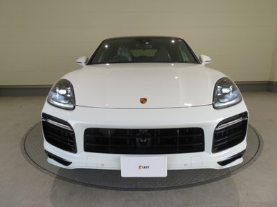 PORSCHE CAYENNE COUPE - 2