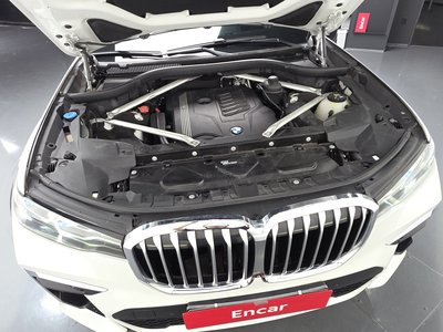 صورة 7 لـ 2020 BMW X7