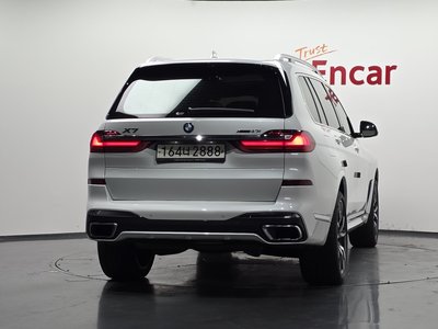 صورة 4 لـ 2020 BMW X7