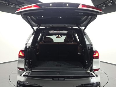 2020 BMW X7 缩略图 35