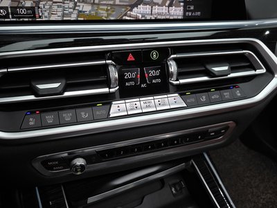 2020 BMW X7 缩略图 25
