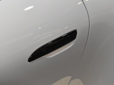 2025 Porsche 911 — миниатюра 21