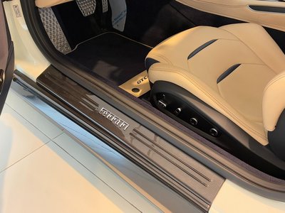 FERRARI GTC4 LUSSO - 10