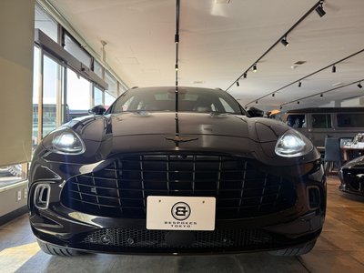 ASTON MARTIN DBX - 4