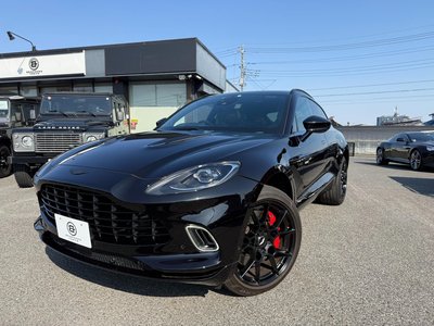 ASTON MARTIN DBX - 1