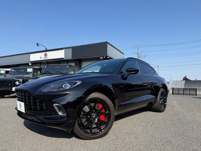 ASTON MARTIN DBX - 2