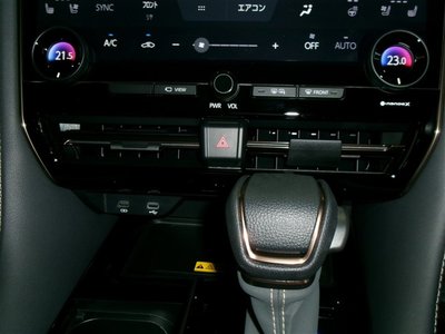 TOYOTA ALPHARD - 10