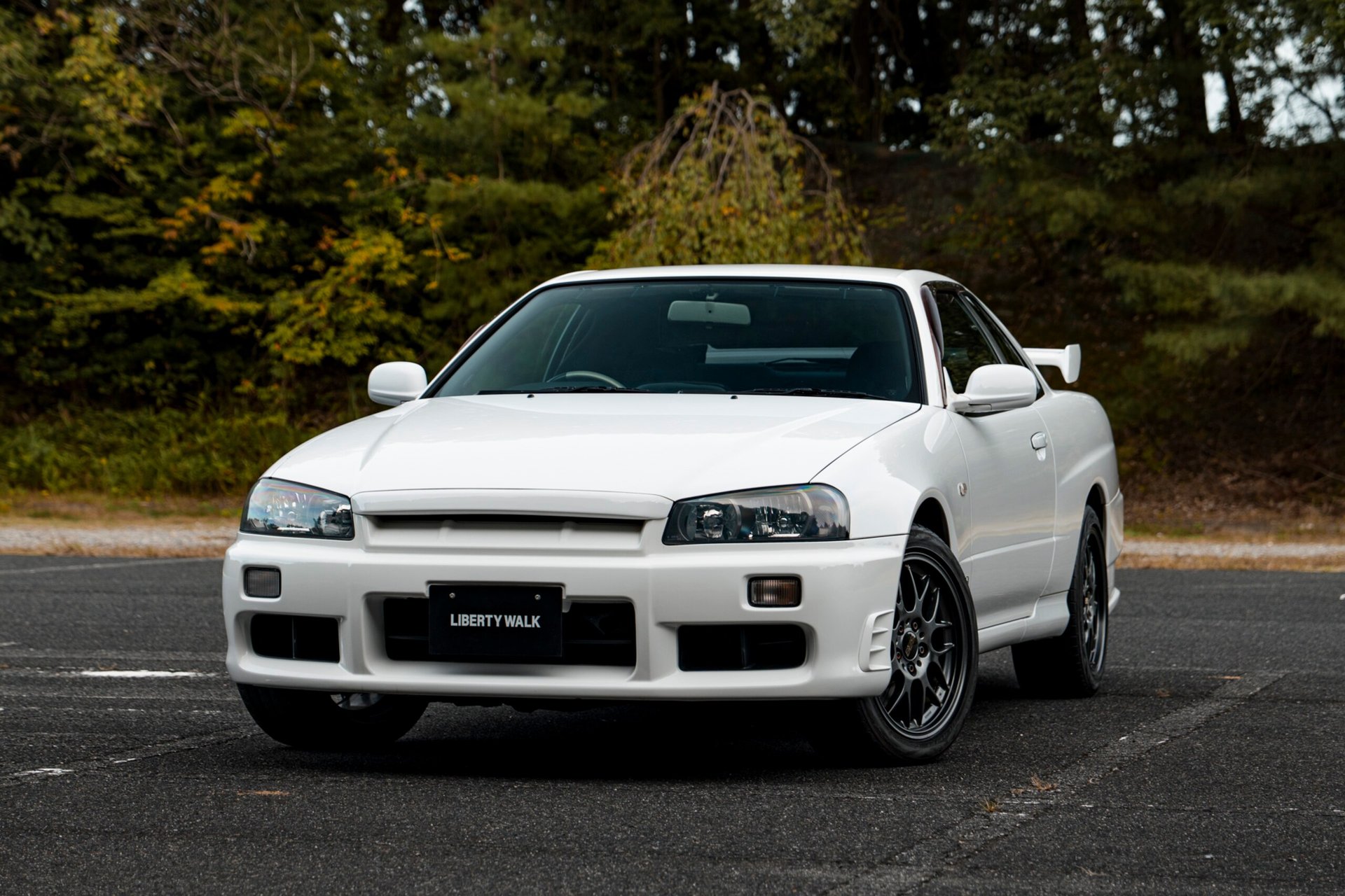 NISSAN SKYLINE COUPE - View 1