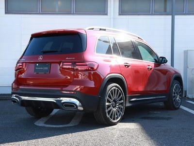 MERCEDES-BENZ GLB - 8