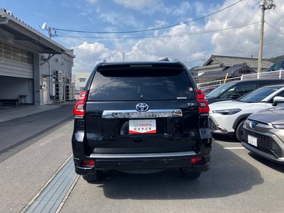 TOYOTA LAND CRUISER PRADO - 9