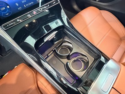 صورة مصغرة 16 لـ 2025 Mercedes-BENZ GLC