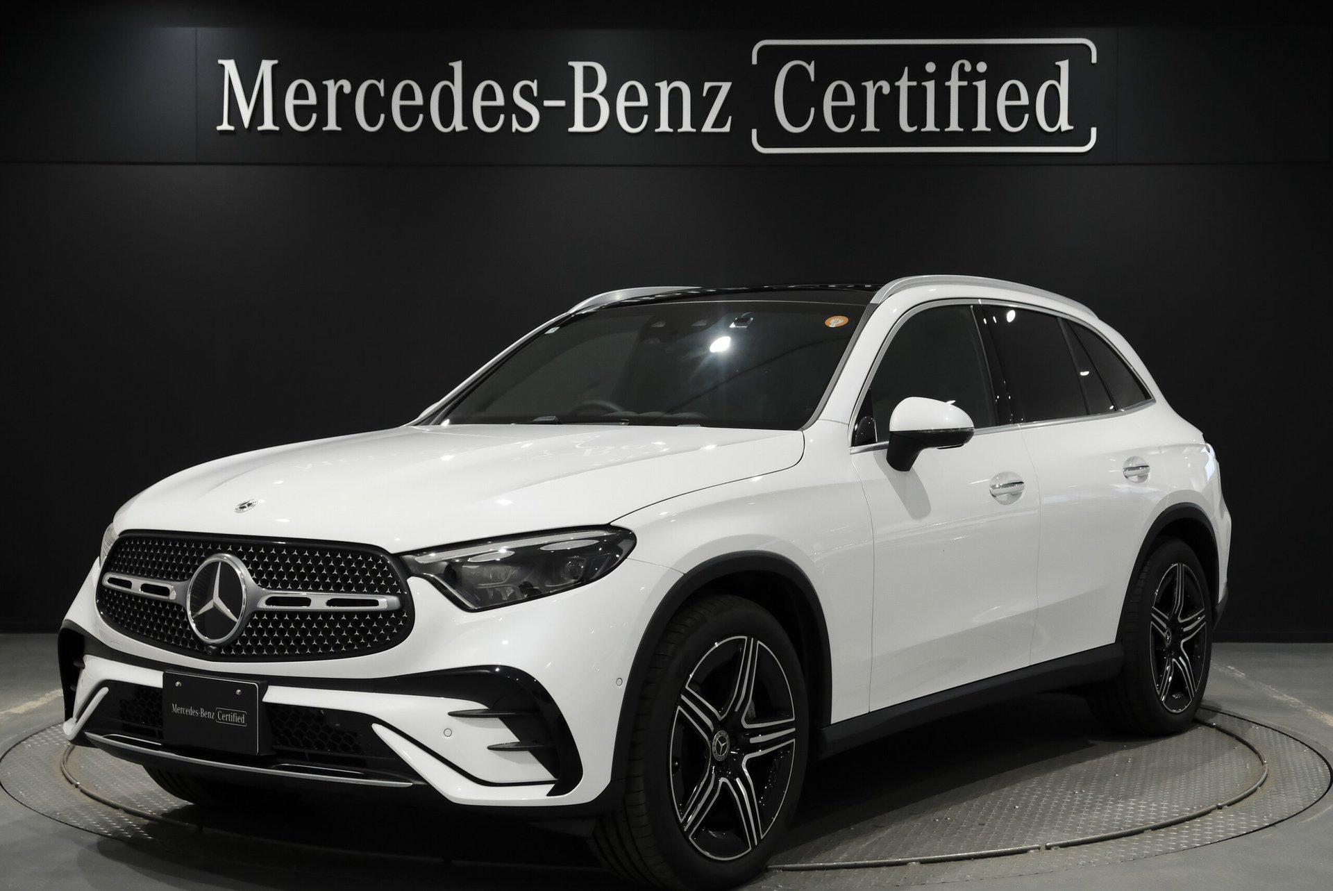 MERCEDES-BENZ GLC - View 1