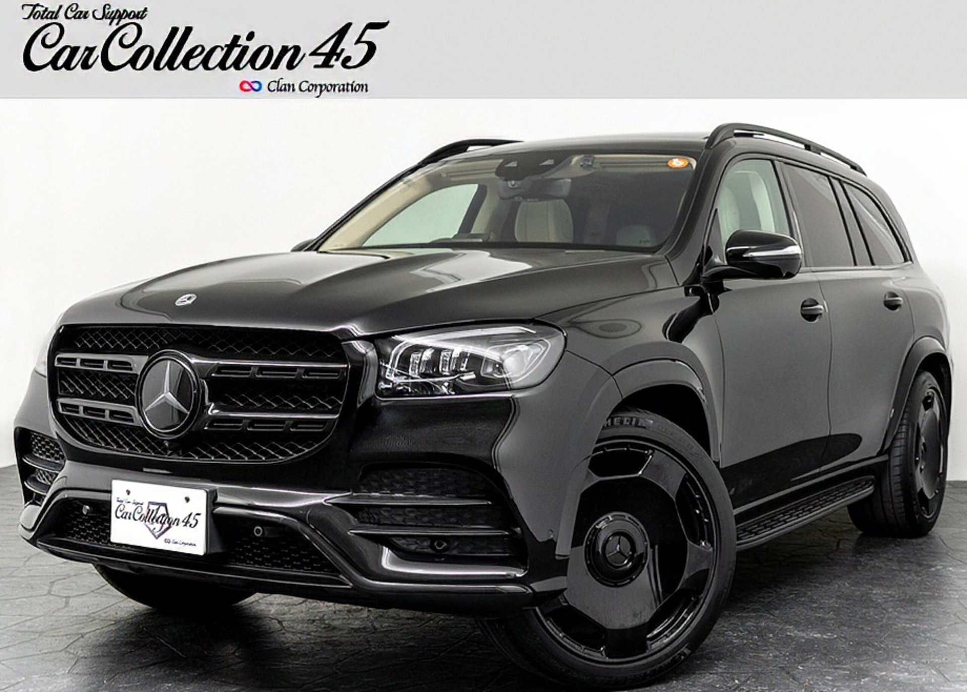 MERCEDES-BENZ GLS - View 1