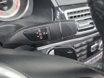 MERCEDES-BENZ E-CLASS - 9