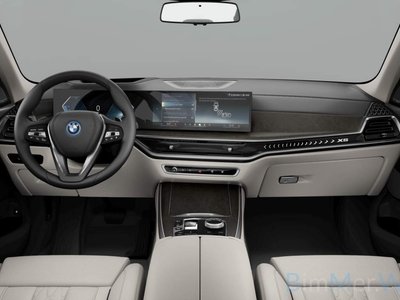 صورة 7 لـ 2025 BMW X5