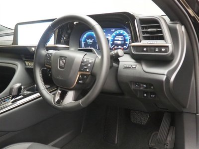 TOYOTA CROWN SPORT - 10