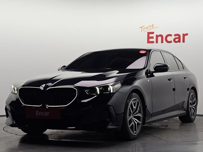BMW 5 SERIES - 1