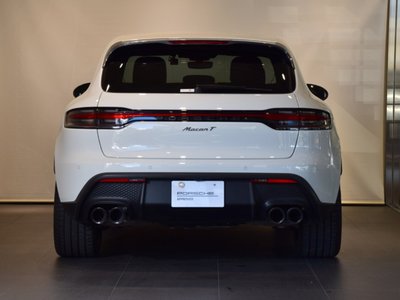 PORSCHE MACAN - 8