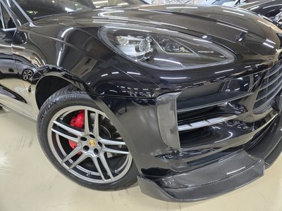 PORSCHE MACAN - 9