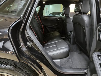PORSCHE MACAN - 6