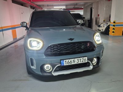 MINI COUNTRYMAN - 9