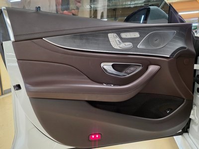 MERCEDES-BENZ CLS - 6