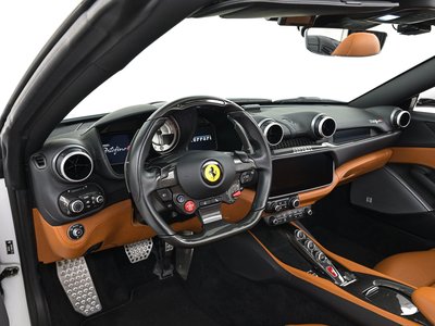 FERRARI PORTOFINO M - 4