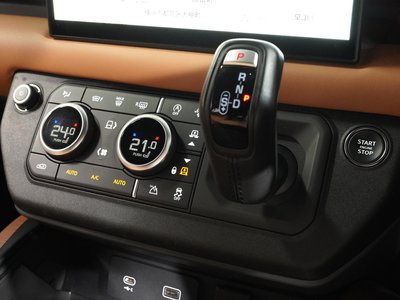 2023 LAND Rover DEFENDER 缩略图 26