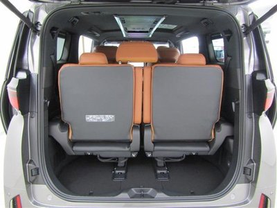 TOYOTA VELLFIRE - 7