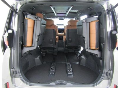 TOYOTA VELLFIRE - 8