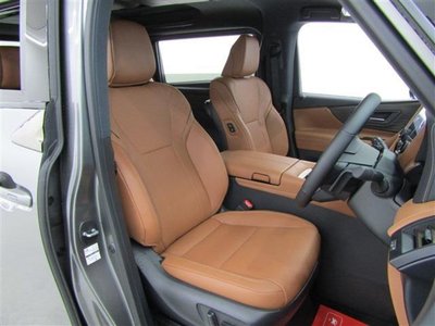 TOYOTA VELLFIRE - 4