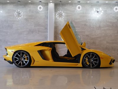 2012 Lamborghini AVENTADOR — миниатюра 14