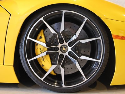 2012 Lamborghini AVENTADOR — миниатюра 51