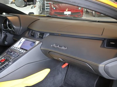 2012 Lamborghini AVENTADOR — миниатюра 42
