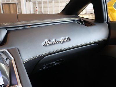 2012 Lamborghini AVENTADOR — миниатюра 40