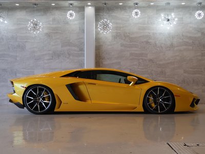 2012 Lamborghini AVENTADOR — миниатюра 15